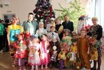 Уссурийские таможенники сделали новогодние подарки воспитанникам социально-реабилитационных учреждений