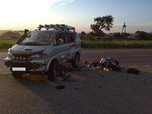 Уссурийские сотрудники ГИБДД устанавливают обстоятельства автоаварий, в которых погибли мотоциклисты