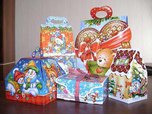 Новогодние подарки  продолжают выдавать детям в Уссурийске