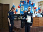 Сотрудники ГИБДД из Уссурийска награждены за спасение людей на пожаре