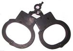 Уссурийские сотрудники полиции задержали подозреваемых в совершении грабежа