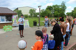В Уссурийске в День защиты детей сотрудники ГИБДД организовали программу «Вместе в безопасное лето»