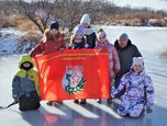 Члены Общественного совета транспортной полиции Уссурийска организовали для родственников участников СВО встречу с Дедом Морозом