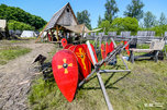 Средневековые бои, кузницу и кухню показали на фестивале исторической реконструкции под Уссурийском