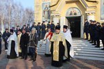 В Храме Покрова Пресвятой Богородицы города Уссурийска встретили икону «Умиление Пресвятой Богородицы» из Псково-Печерского монастыря