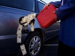 В Уссурийске сотрудник наркоконтроля организовал хищение и продажу бензина