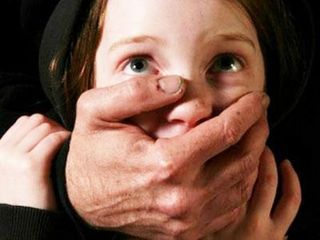 Житель Уссурийска изнасиловал 11-летнюю девочку 