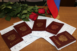 Юным жителям Уссурийска вручили первые паспорта