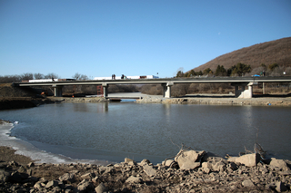 Строительство моста в Кроуновке закончится в июне