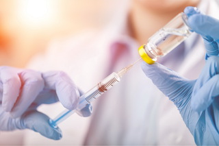 Вакцинация от коронавируса началась в Уссурийске