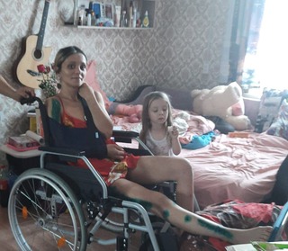 Девушка из Уссурийска, пострадавшая в ДТП, просит помочь
