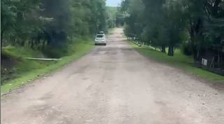 Местный житель сообщил о заблокированной дороге в Уссурийске