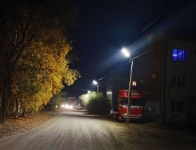 В Уссурийске завершают установку уличного освещения