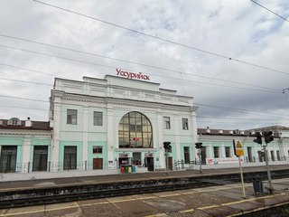 Семью наркоманов с запрещенными веществами задержали в Уссурийске