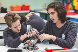 Подростки Уссурийска могут приять участие в конкурсе научно-технического творчества детей и молодежи &laquo;Код Атома&raquo;