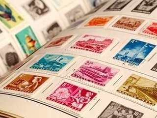 Открылась выставка юбилейных марок и открыток, посвящённая 145-летию Уссурийска
